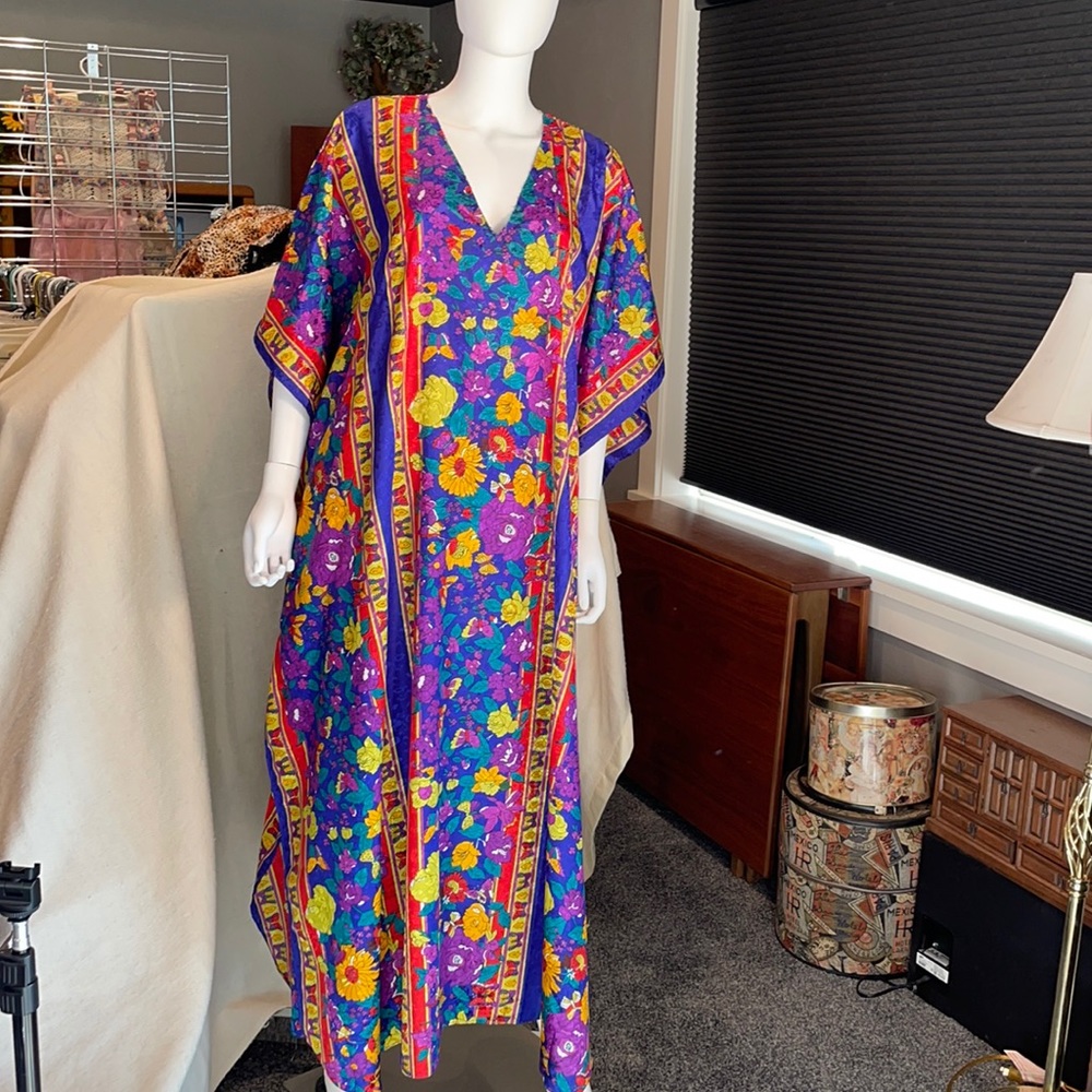 Vintage Patricia Leigh Muu Muu or Kaftan!